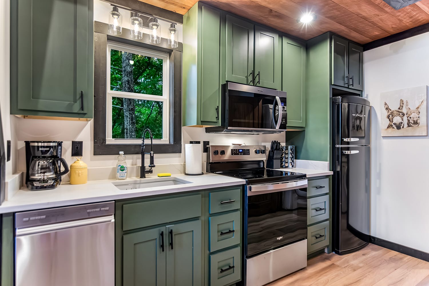 Blue Ridge cabin kitchen
